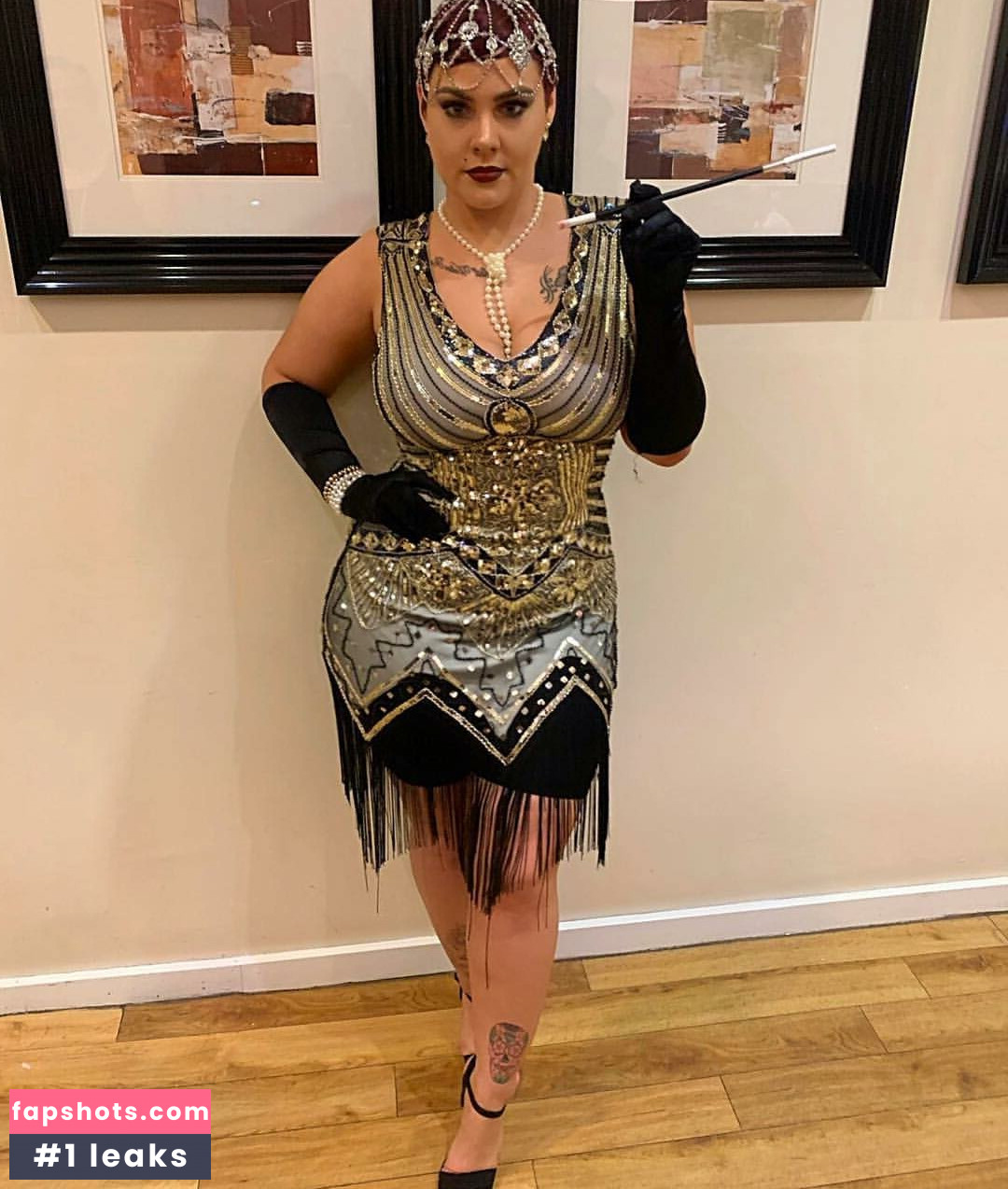 Peaches gallery photo #23