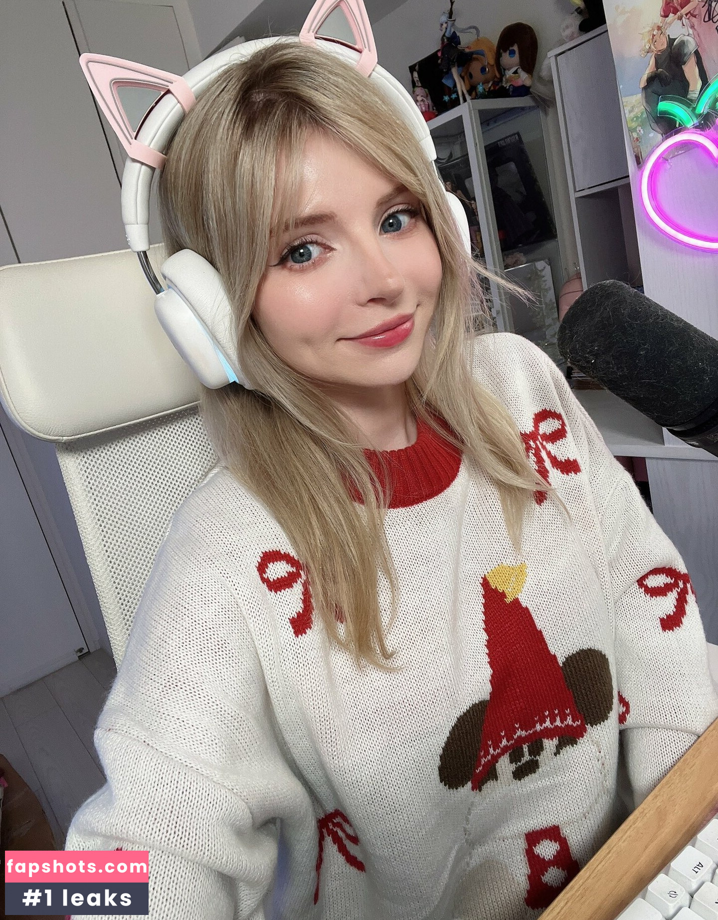 PeachMilky gallery photo #4