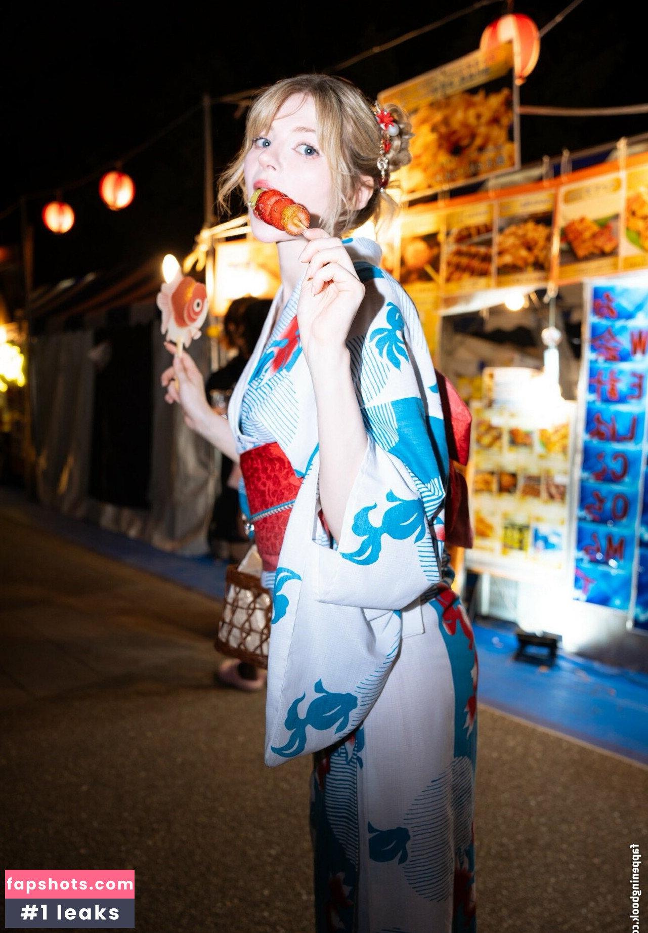 PeachMilky gallery photo #44