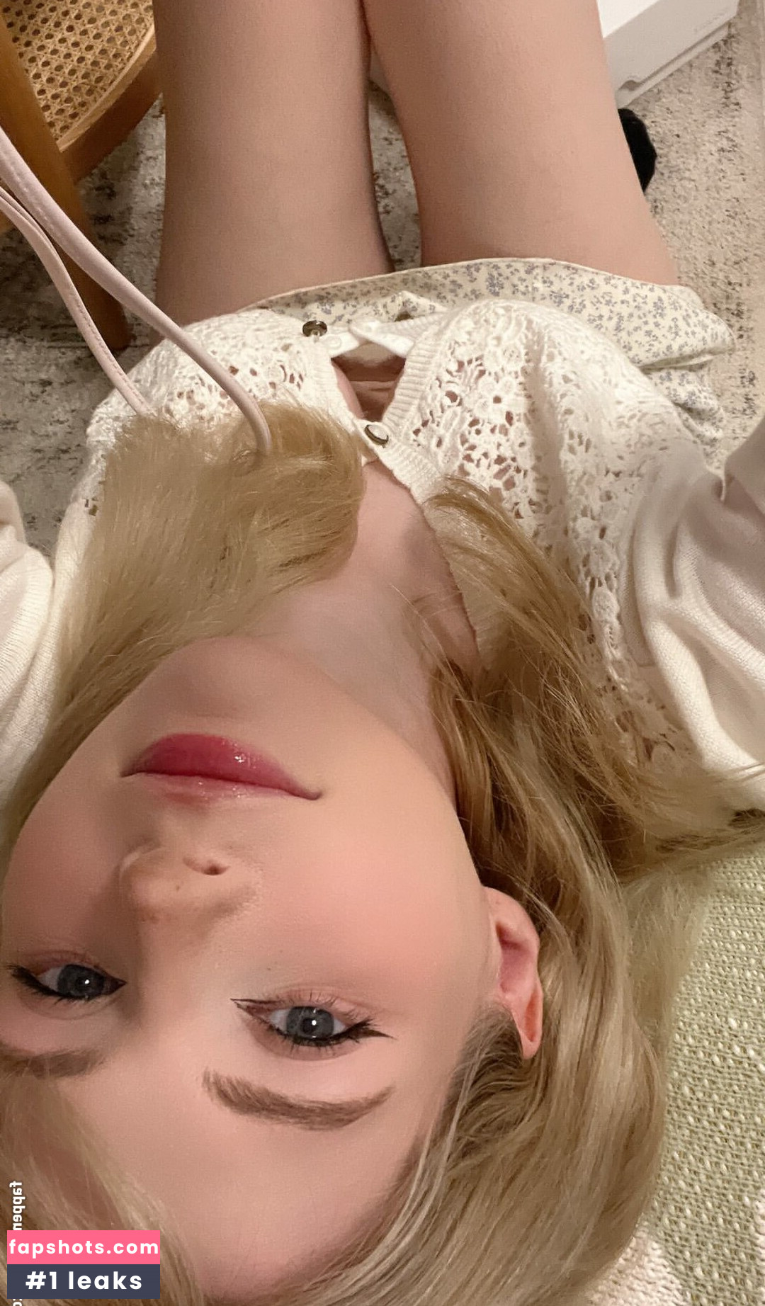 PeachMilky gallery photo #46