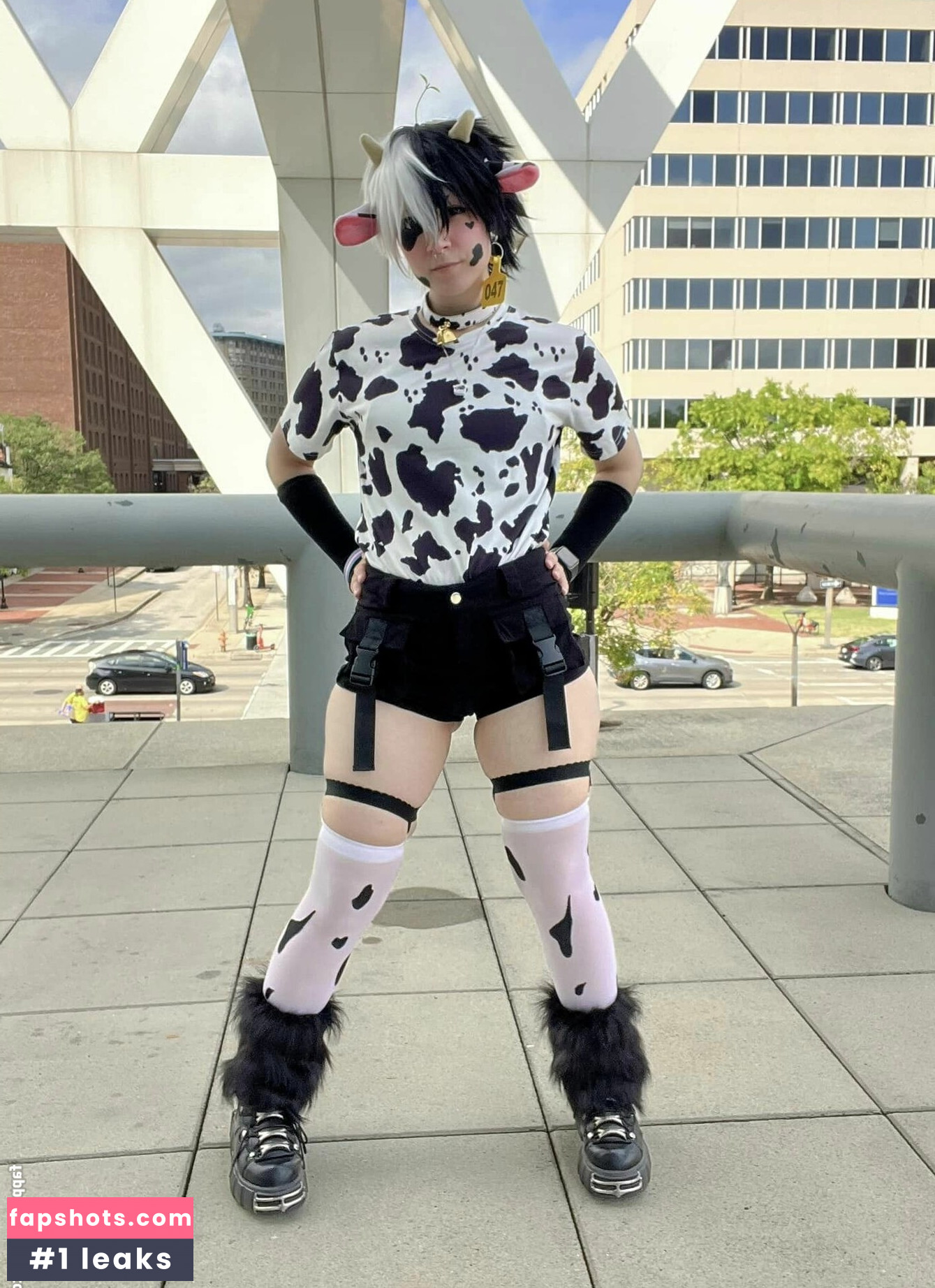 _PeachPawz gallery photo #7