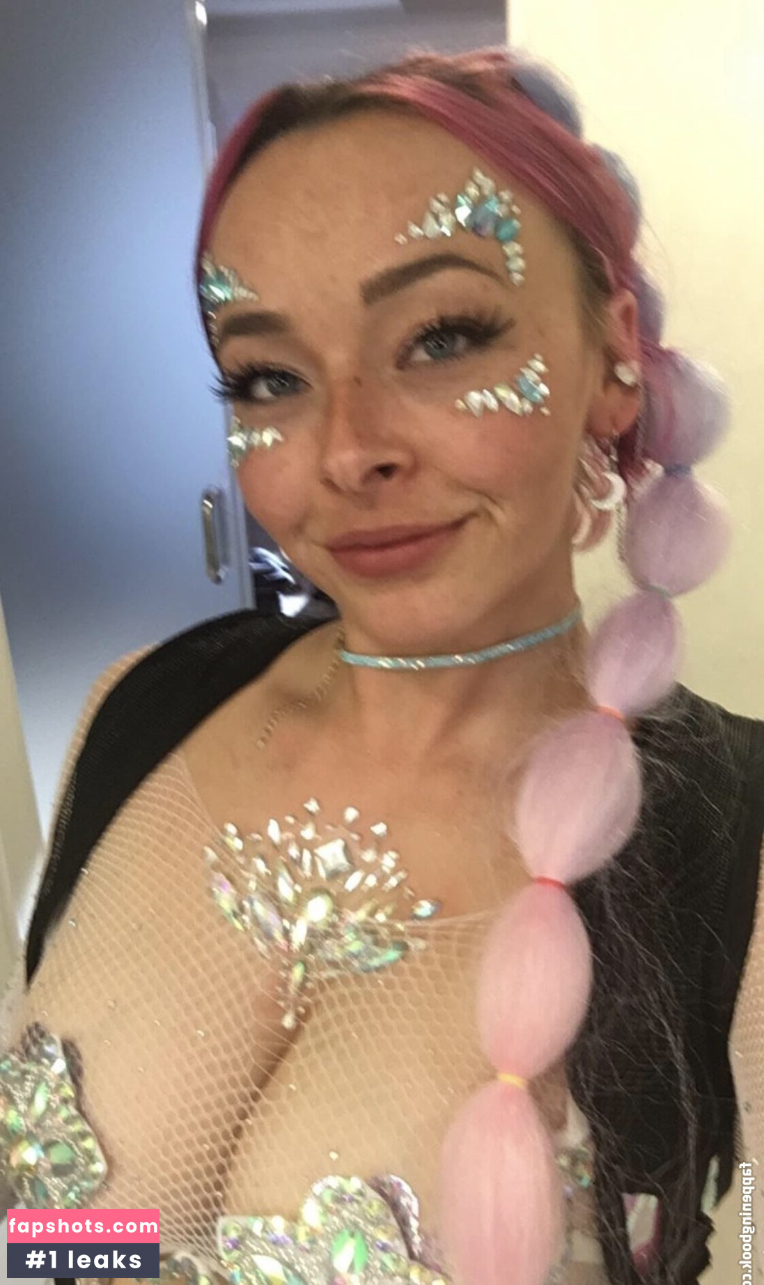 PeachsnBean gallery photo #27