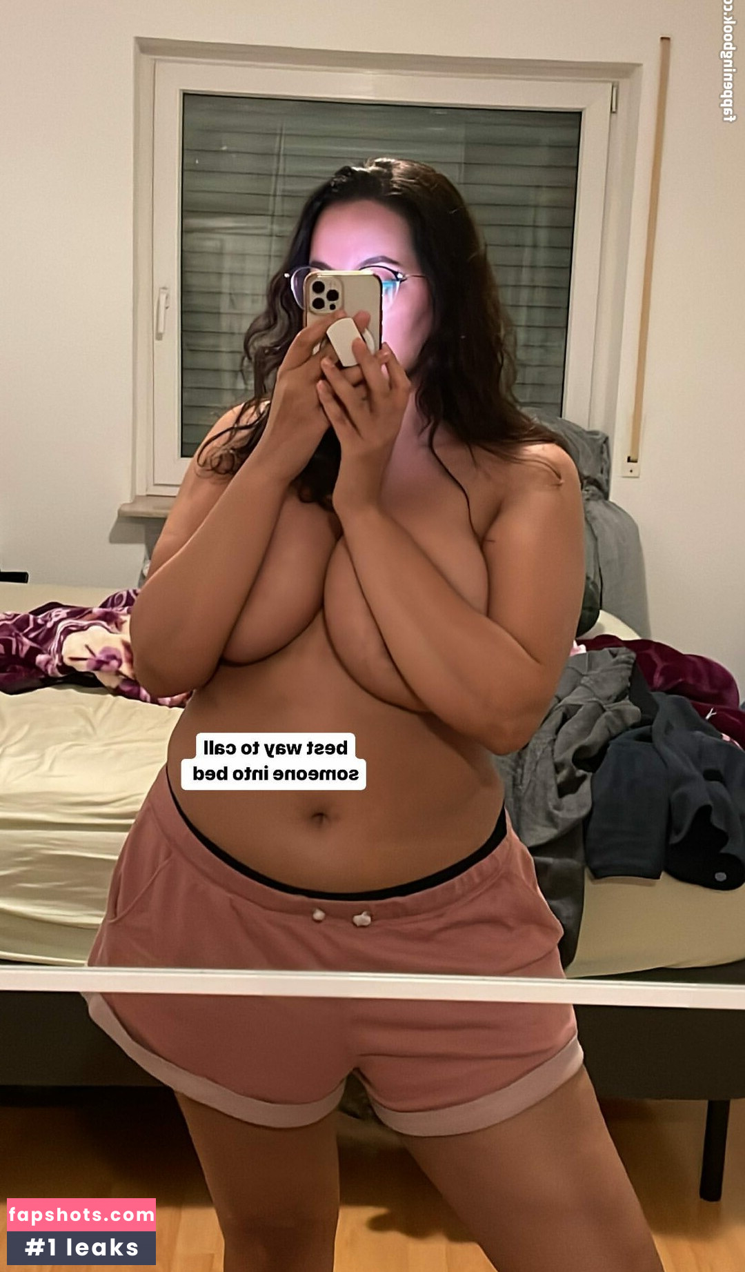 Peachyara gallery photo #5