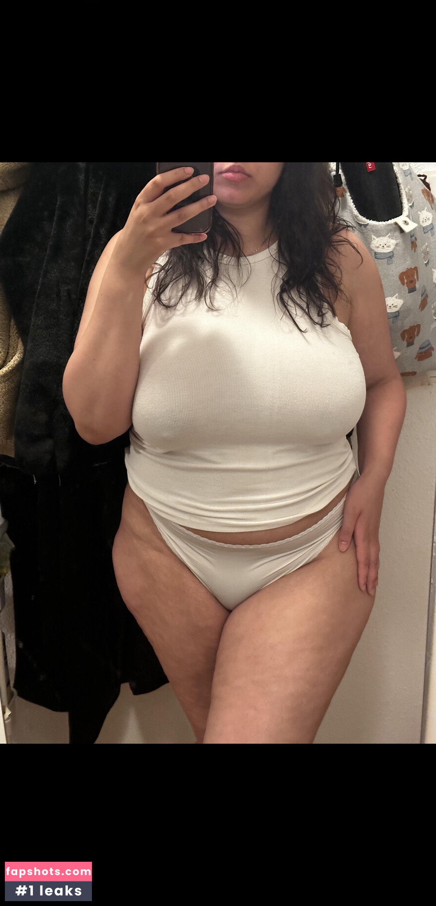 Peachyara gallery photo #7