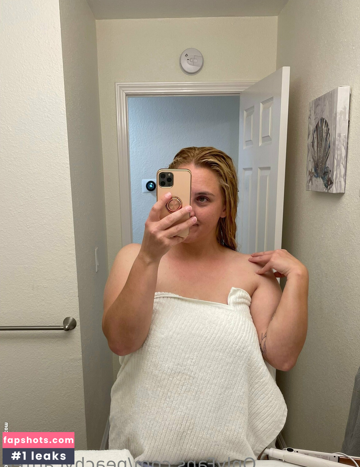 peachycatfree gallery photo #16