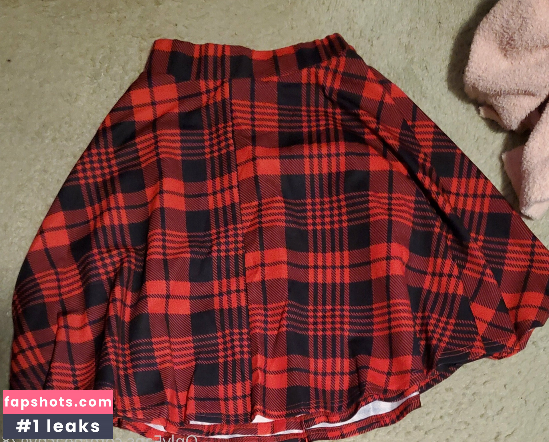 peachyg28 gallery photo #7