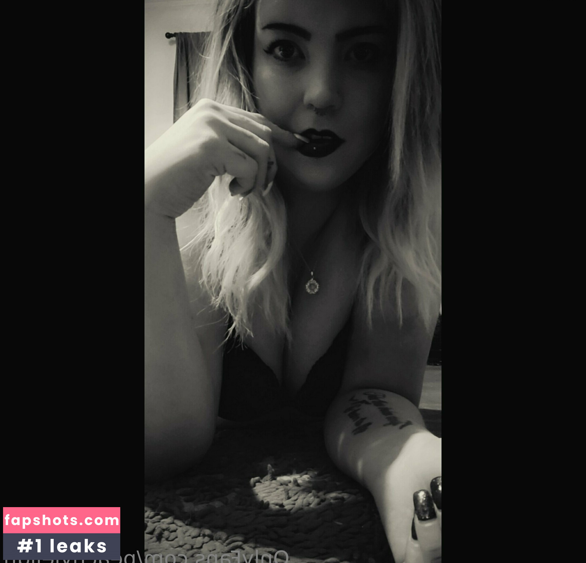 peachyleiigh Nude Leaks OnlyFans Photos #8 - LeakJerk