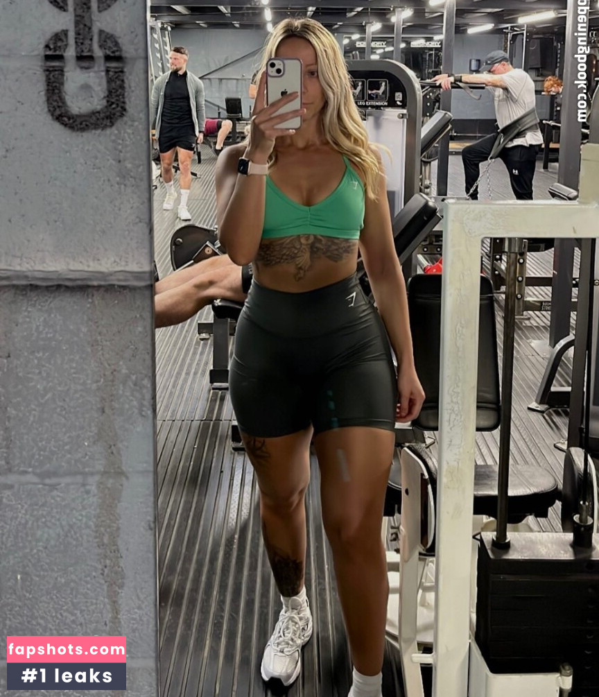 Peachypetite1 gallery photo #3