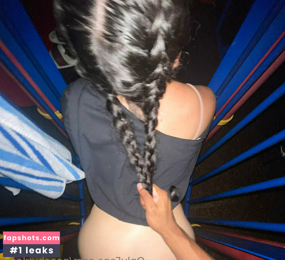 Peachyyleoo gallery photo #14