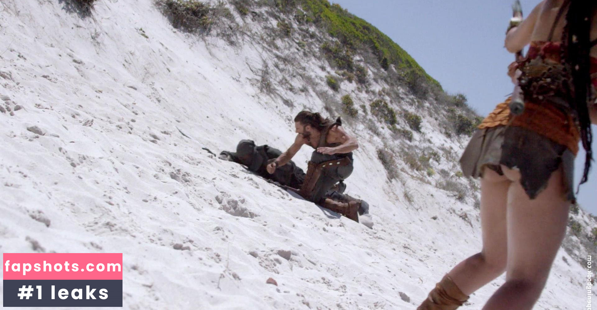 Pearl Thusi gallery photo #49