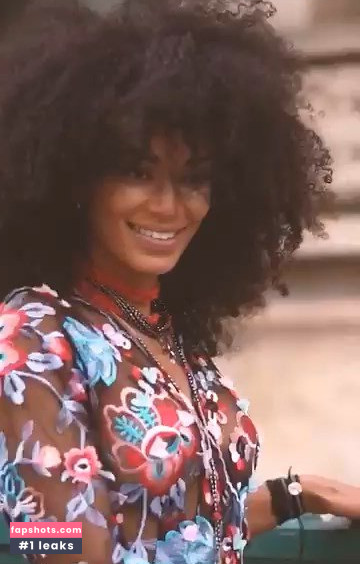 Pearl Thusi gallery photo #65