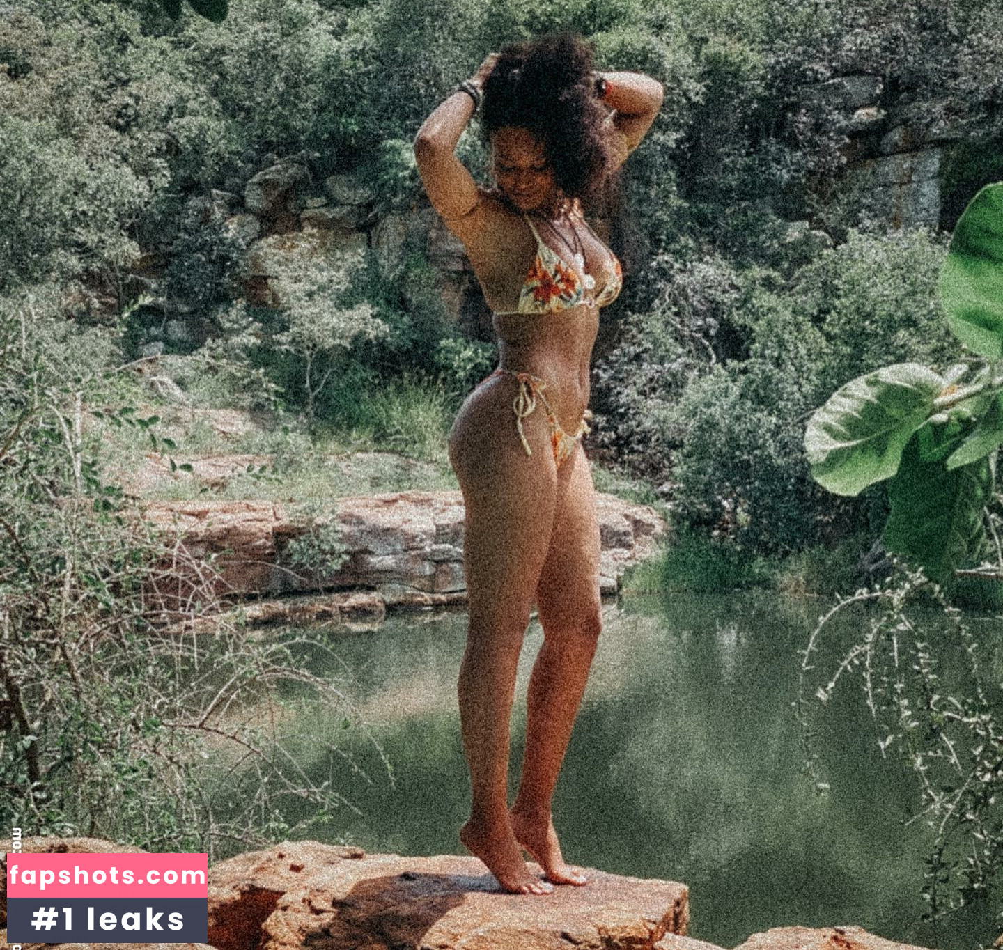 Pearl Thusi gallery photo #8