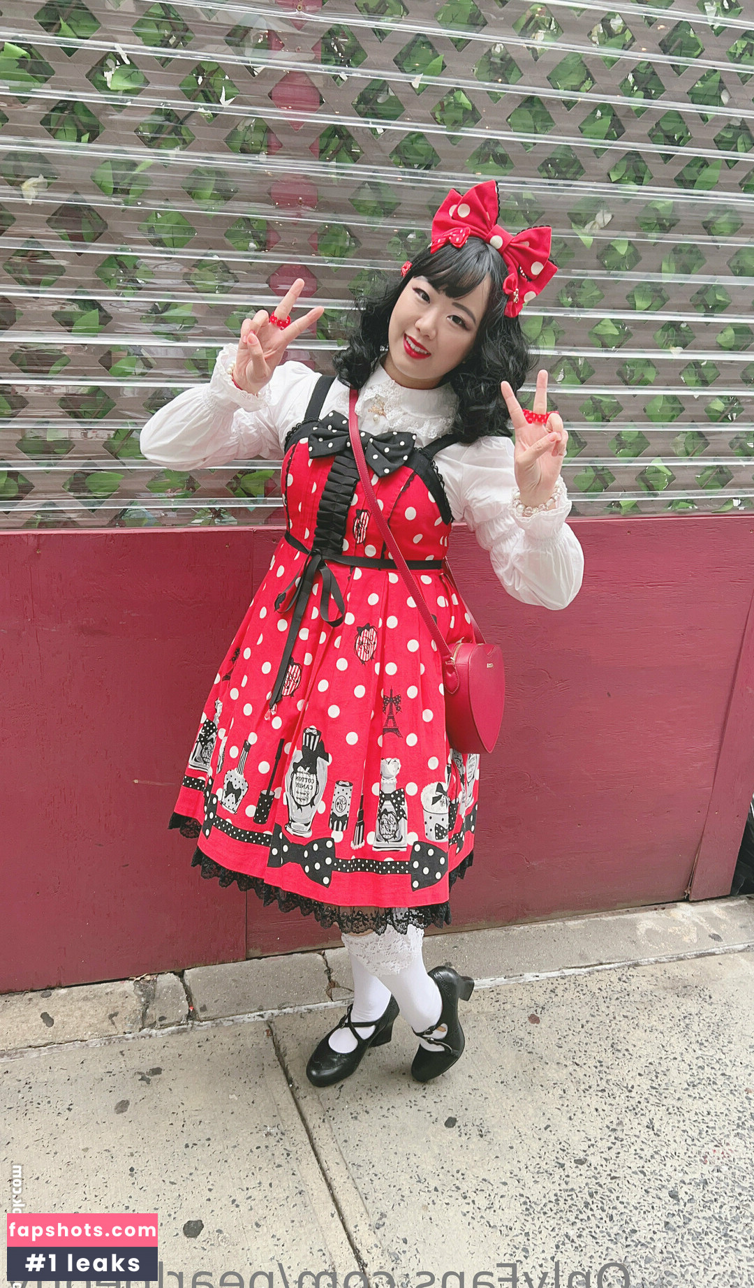 pearlpeony gallery photo #13