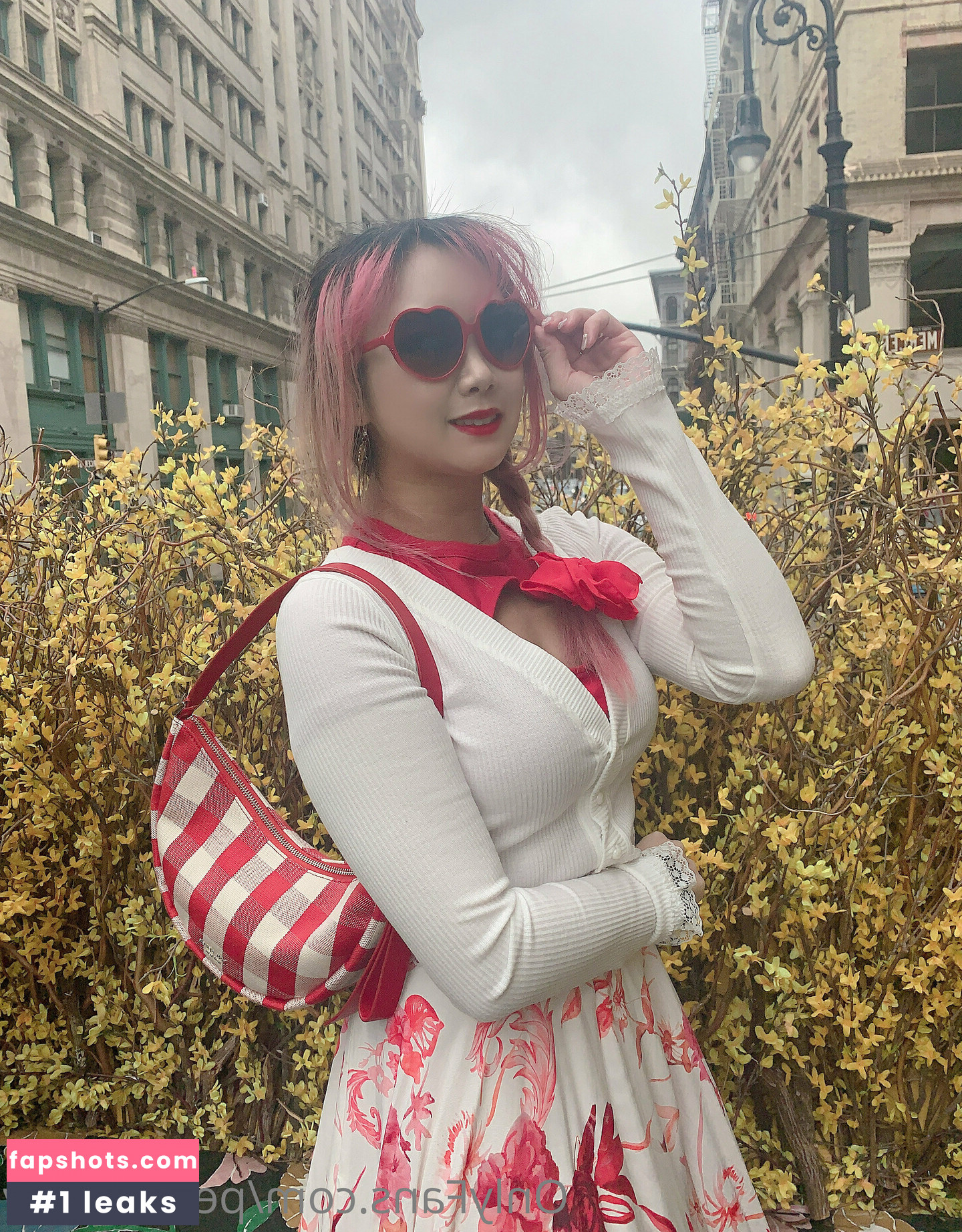 pearlpeony gallery photo #15