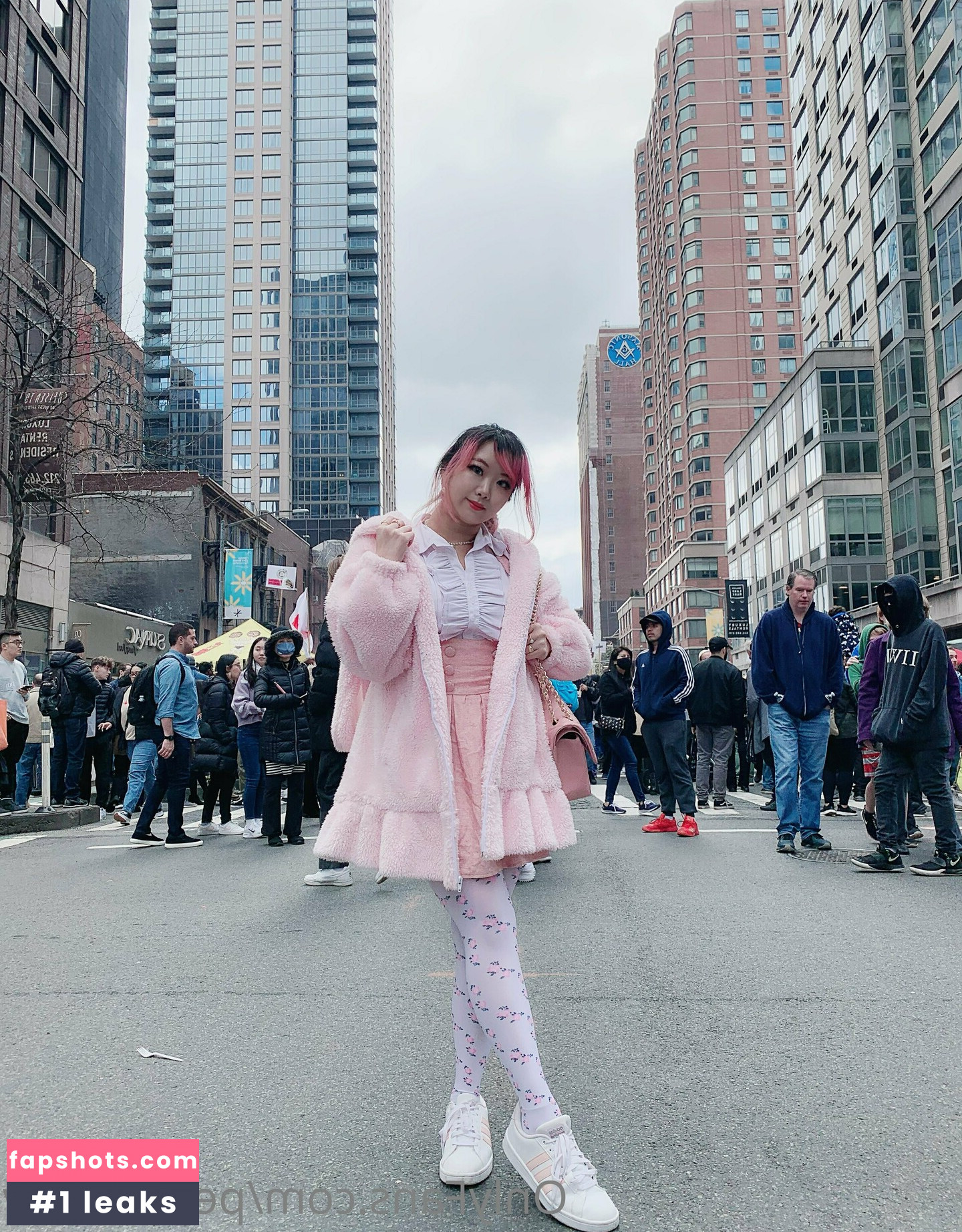 pearlpeony gallery photo #16