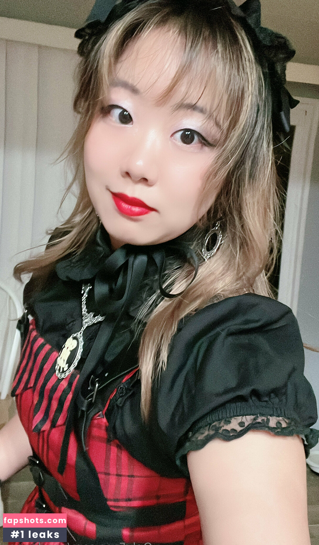 pearlpeony gallery photo #6