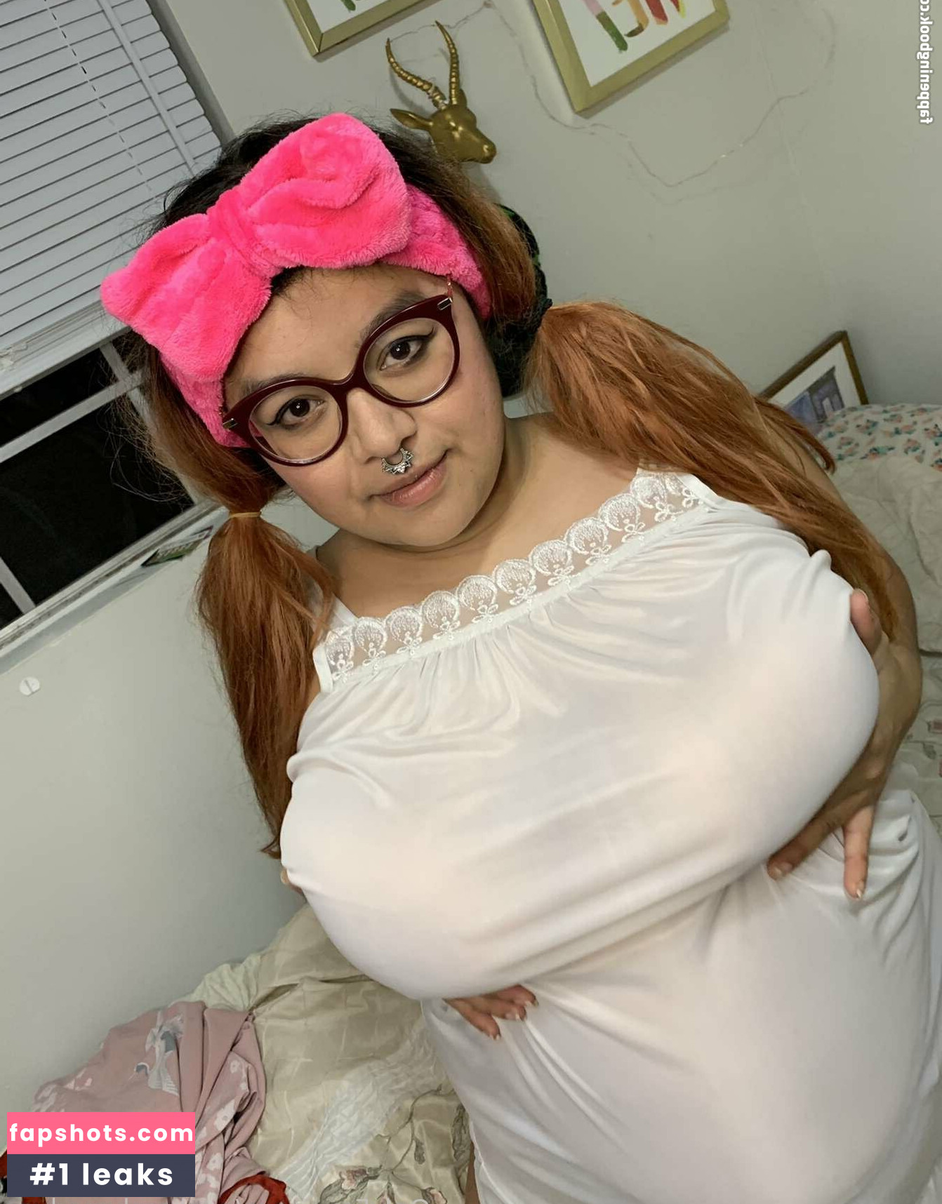 peekscalymedusa gallery photo #25