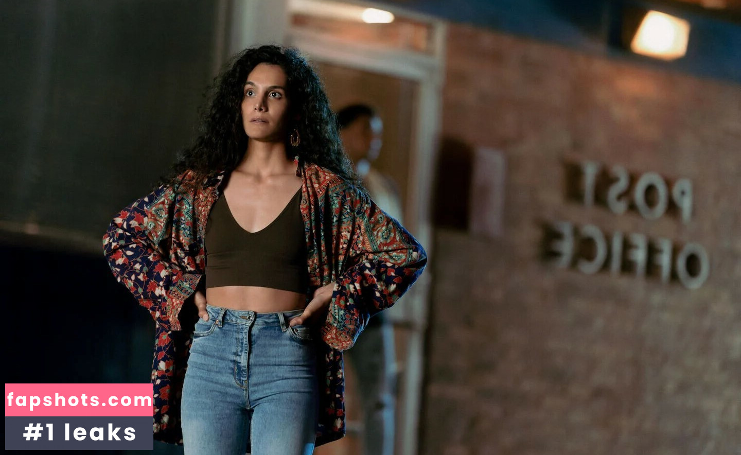 Pegah Ghafoori gallery photo #8