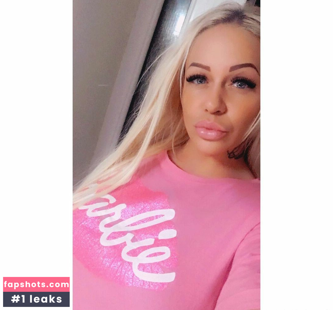 pekarvivi Nude Leaks OnlyFans Photos #32 - LeakJerk