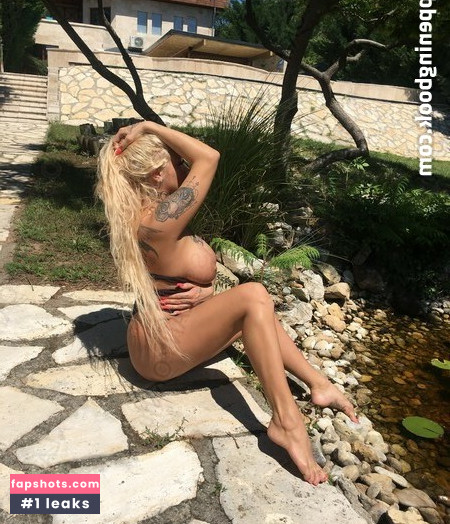 pekarvivi Nude Leaks OnlyFans Photos #36 - LeakJerk