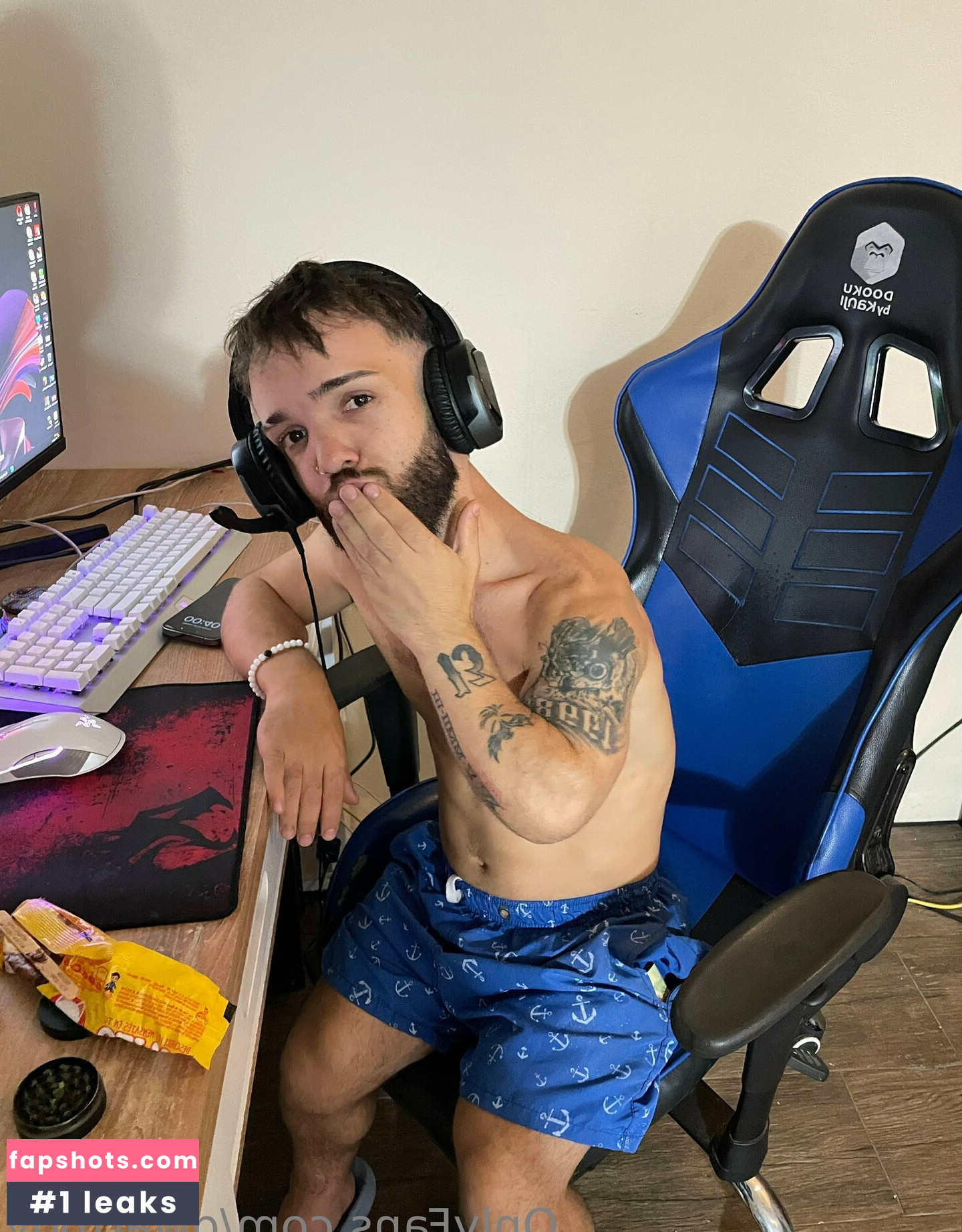 pekehottie gallery photo #2