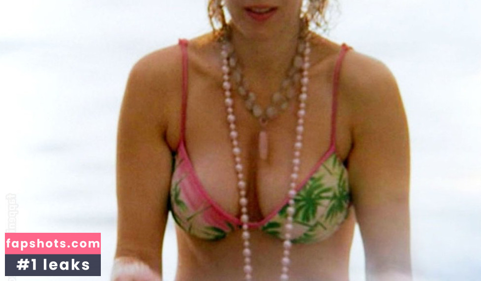 Penelope Ann Miller gallery photo #35