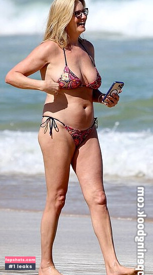 Penny Lancaster Nude Leaks OnlyFans Photos #4 - LeakJerk