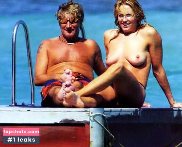 Penny Lancaster Nude Leaks OnlyFans Photos #57 - LeakJerk
