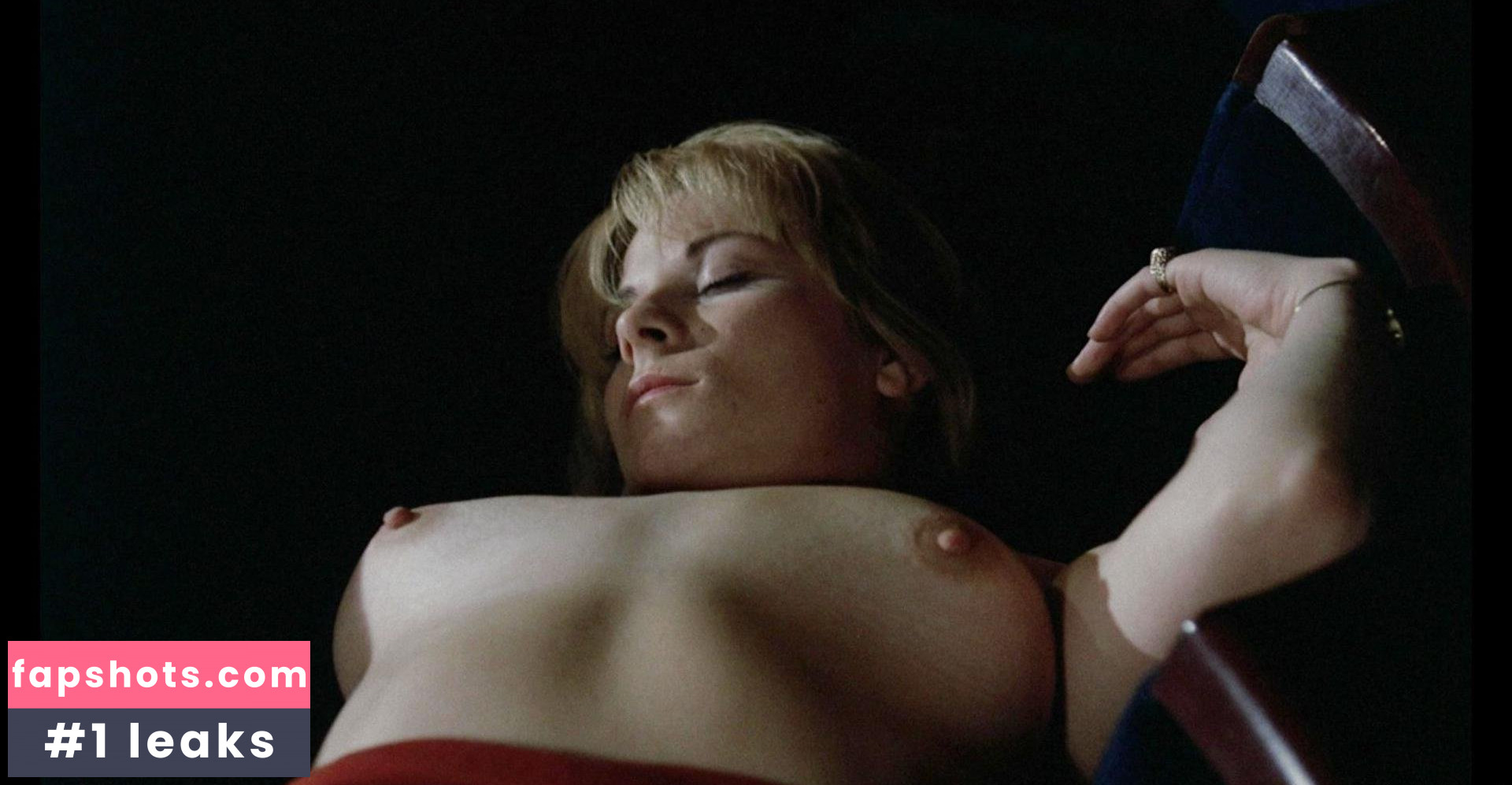 Penny Meredith gallery photo #4