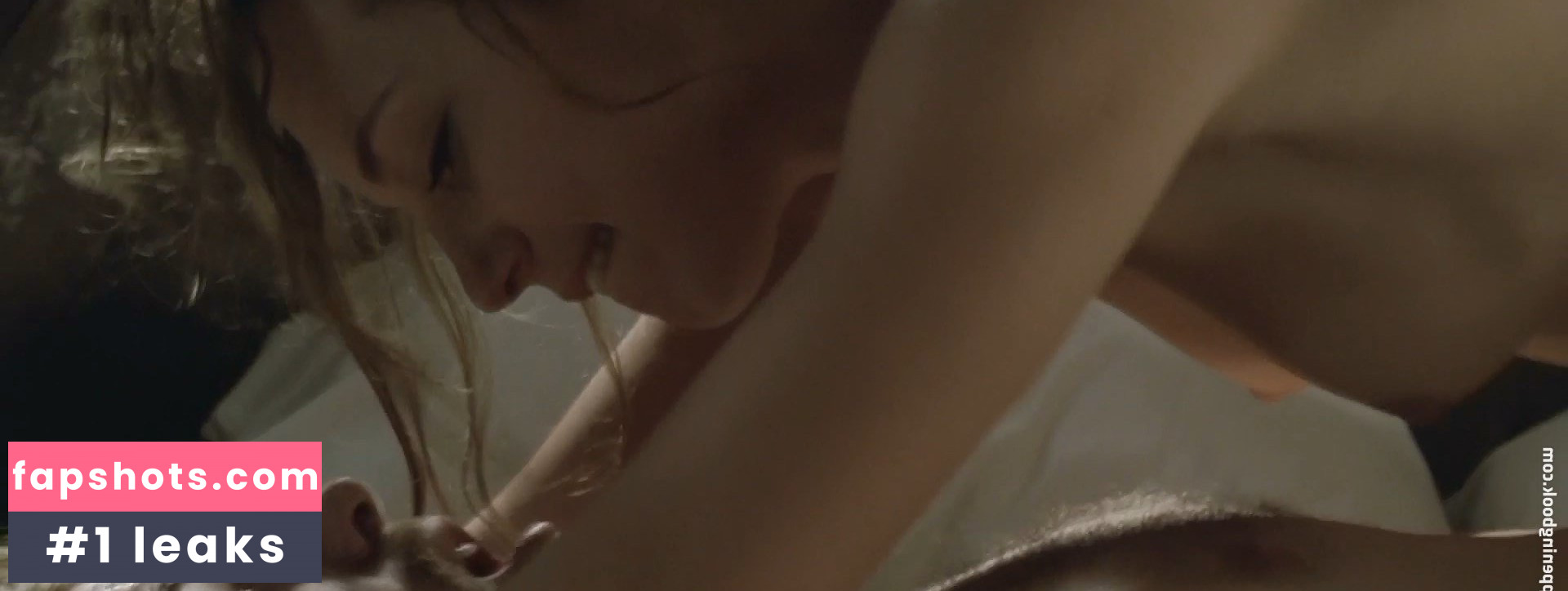 Perdita Weeks nude babe gallery