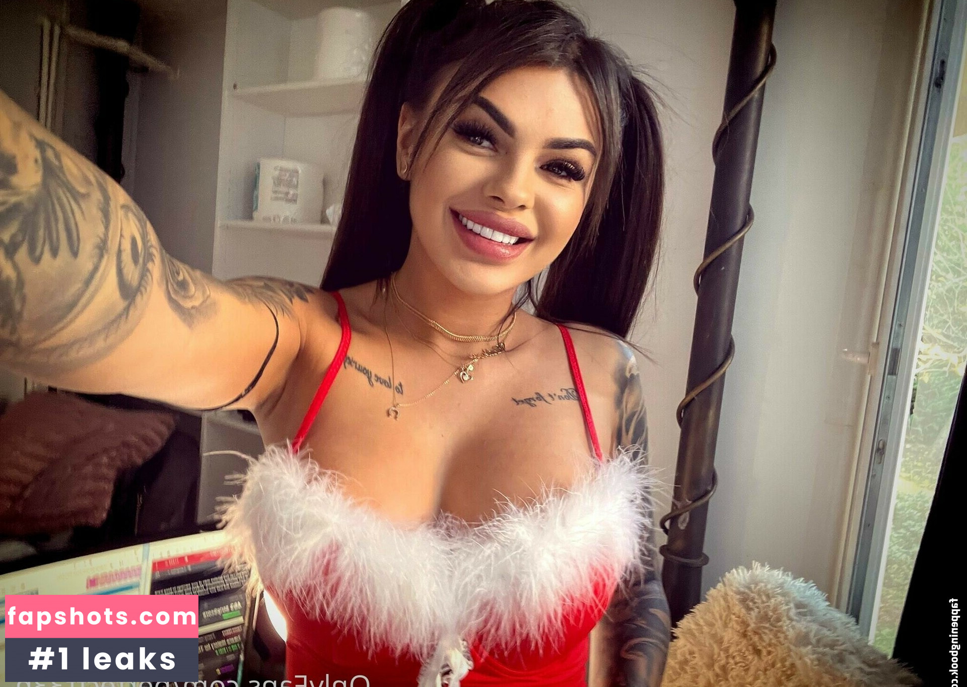 Perfectt33n gallery photo #2