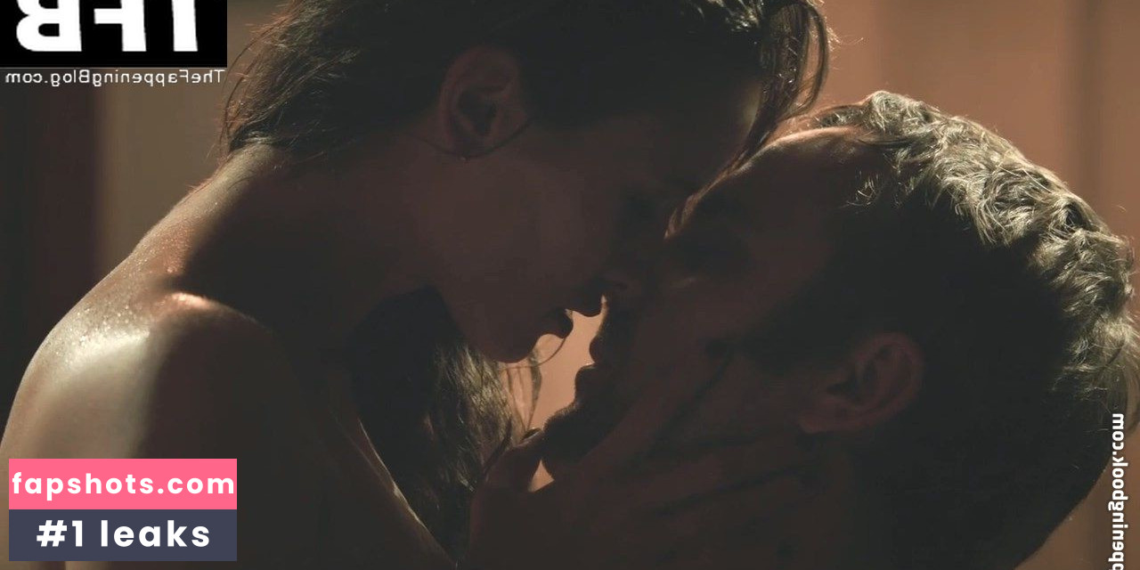 Peri Baumeister gallery photo #18