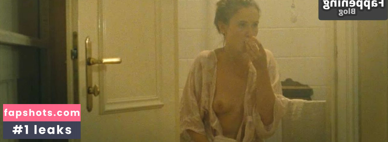 Peri Baumeister gallery photo #3