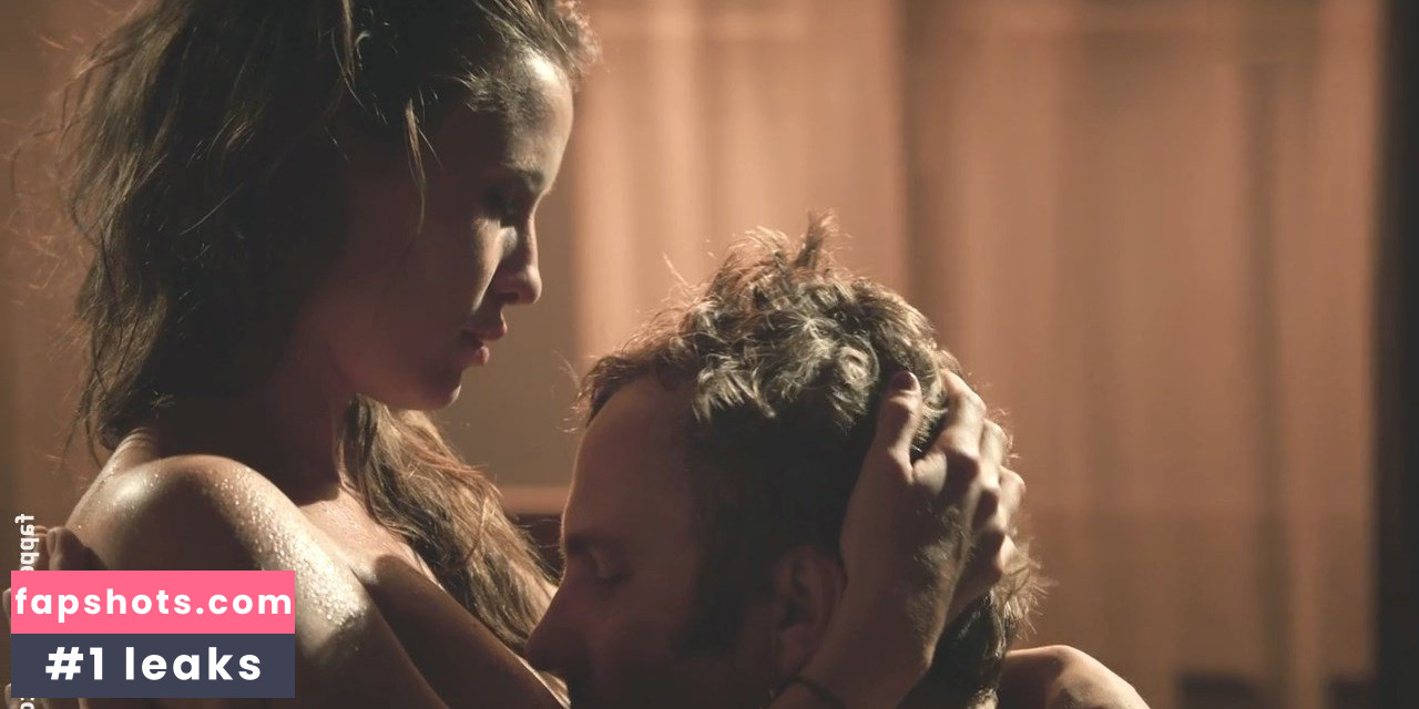 Peri Baumeister gallery photo #55