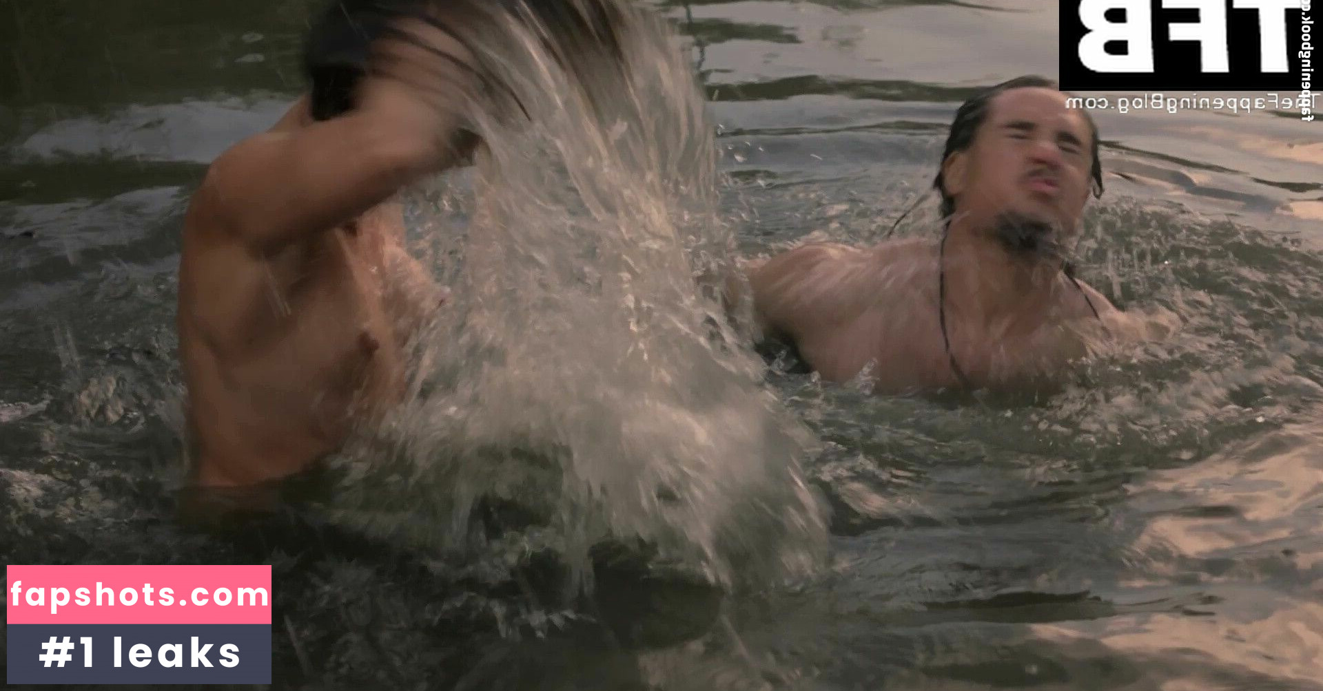 Peri Baumeister gallery photo #7