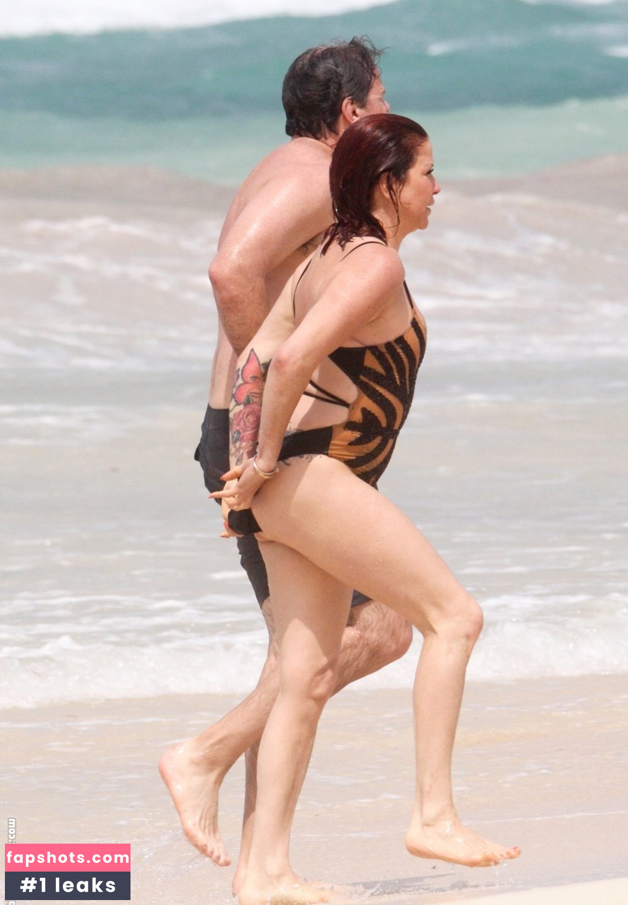 Perla Ferrar Hudson gallery photo #12