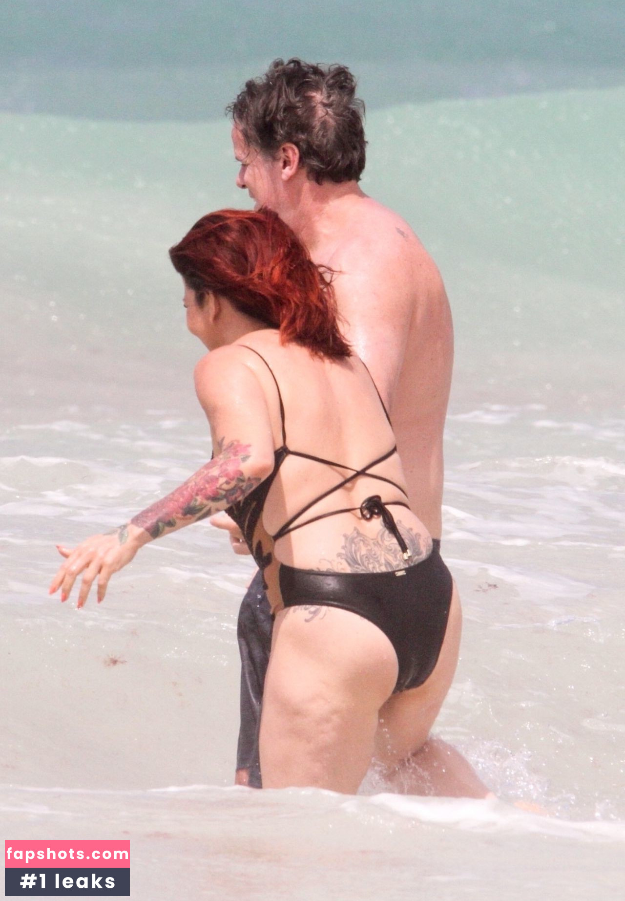 Perla Ferrar Hudson gallery photo #24