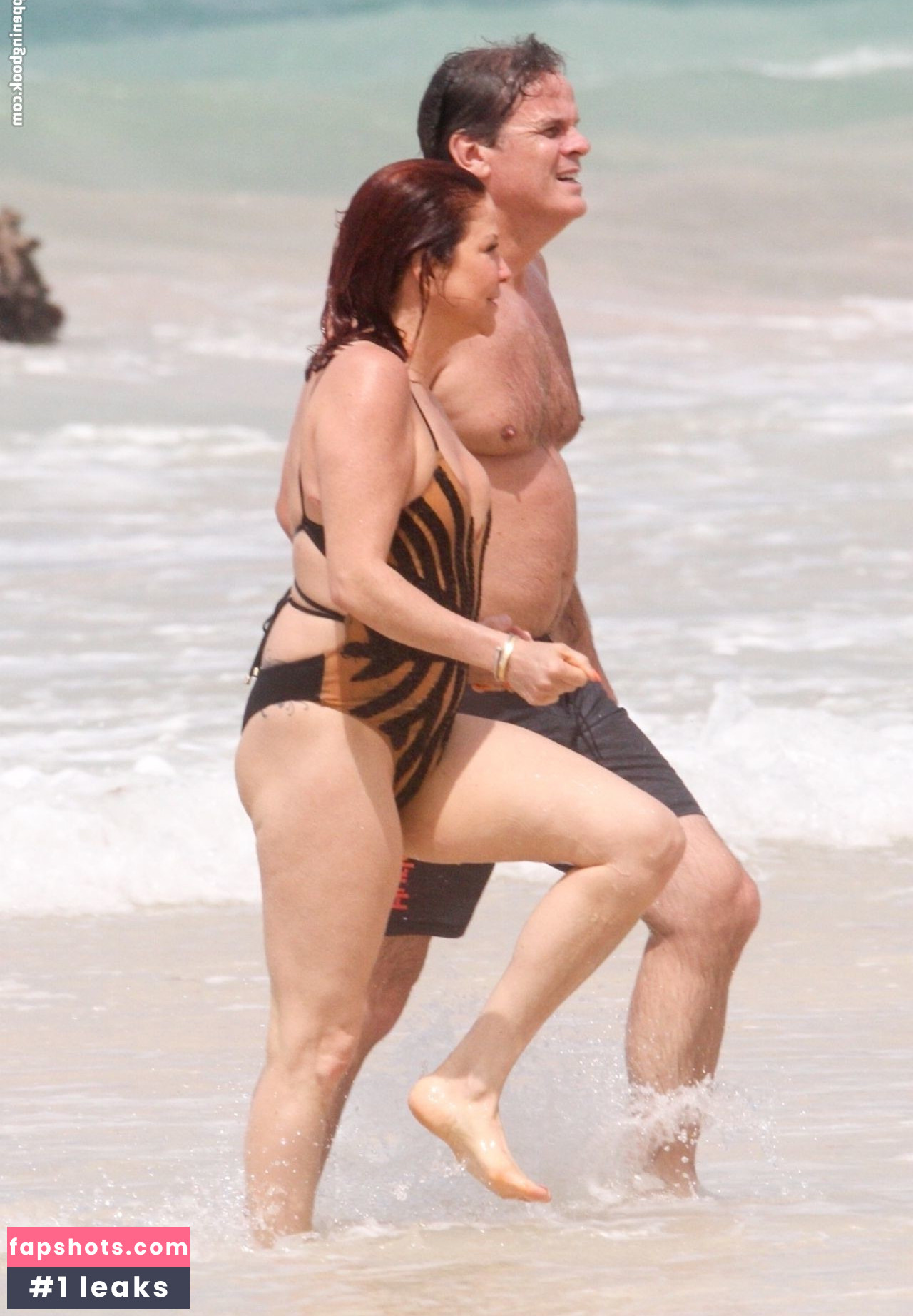 Perla Ferrar Hudson gallery photo #28