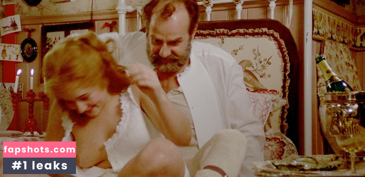 Pernilla August gallery photo #12