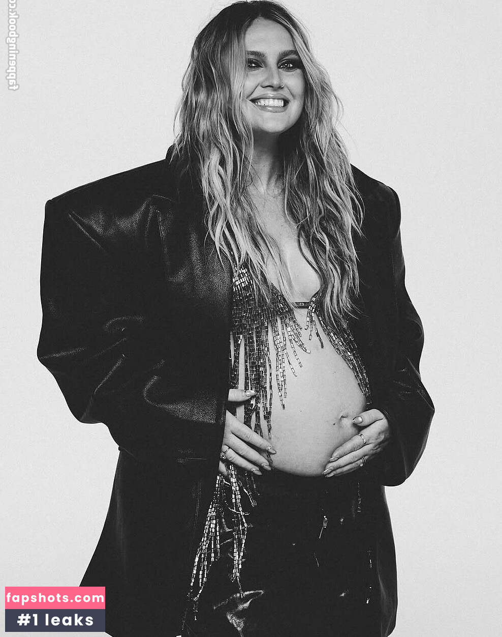 Perrie Edwards gallery photo #14