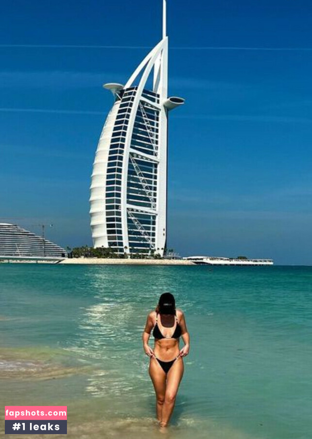 Perrie Edwards gallery photo #135