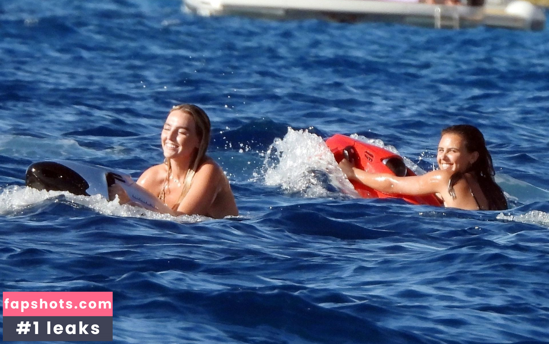 Perrie Edwards gallery photo #154