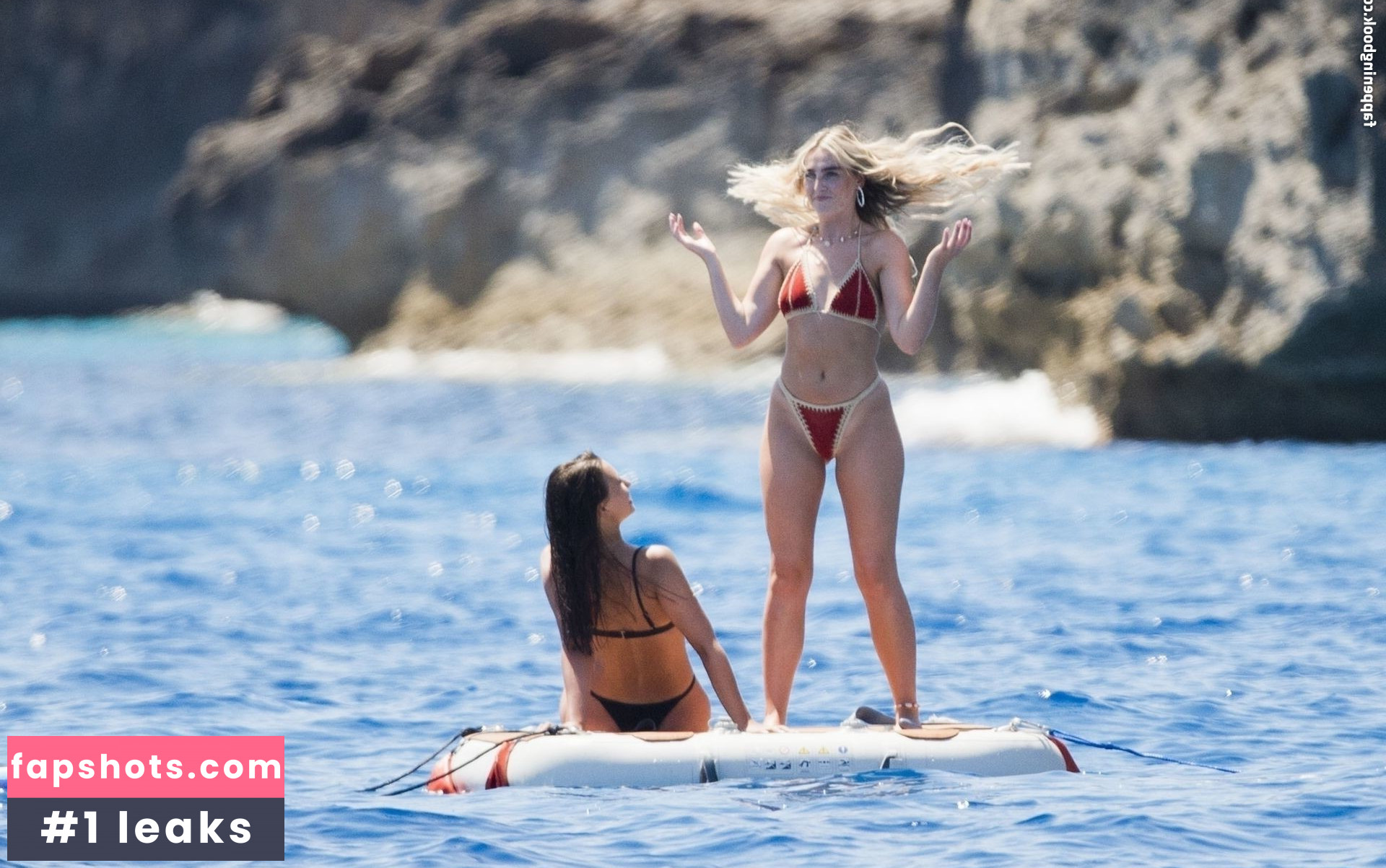 Perrie Edwards gallery photo #159