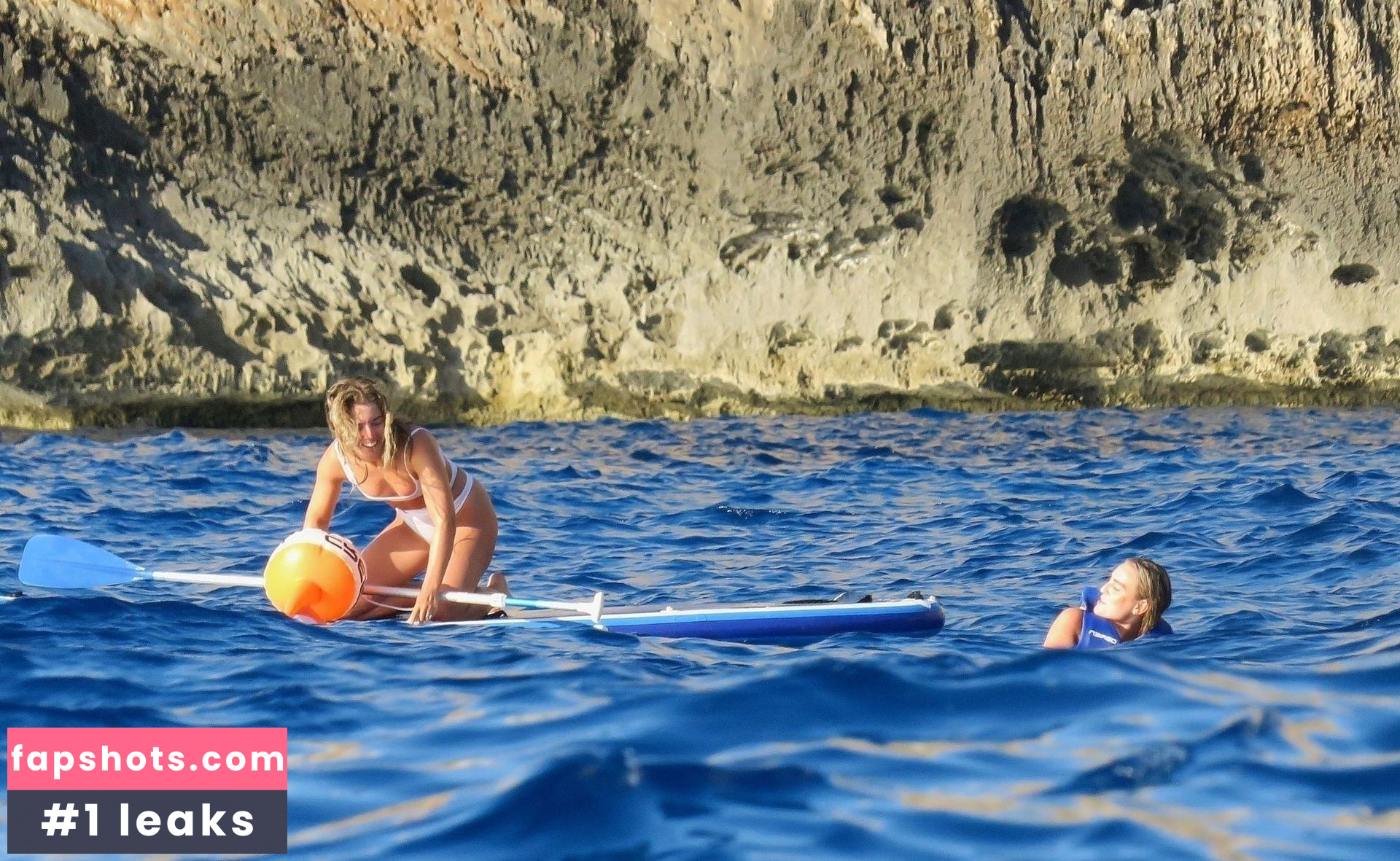 Perrie Edwards gallery photo #214