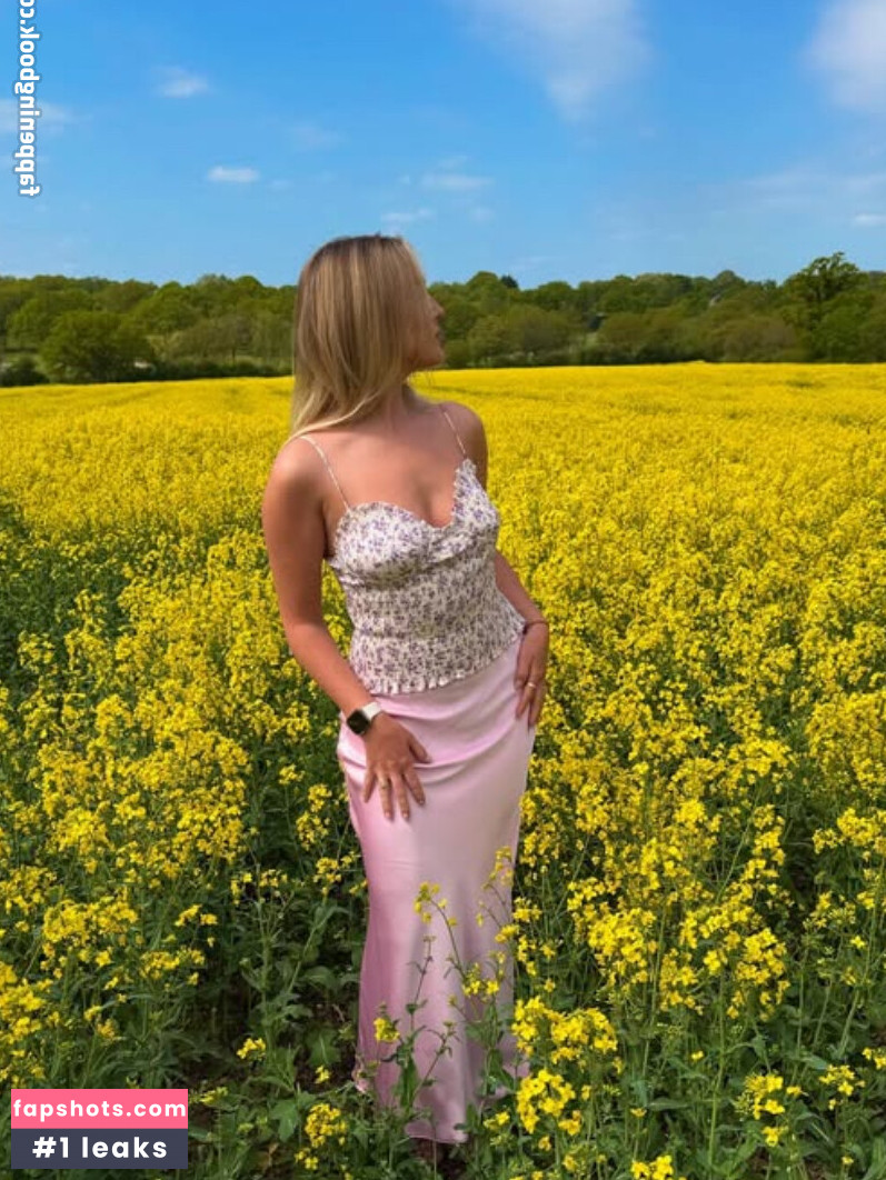 Perrie Edwards gallery photo #23