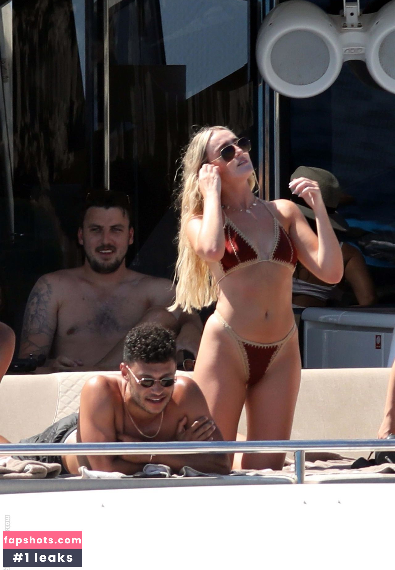 Perrie Edwards gallery photo #224