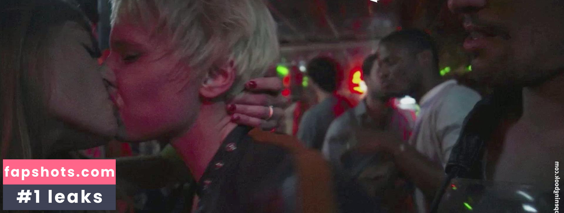 Perrine Tourneux gallery photo #12