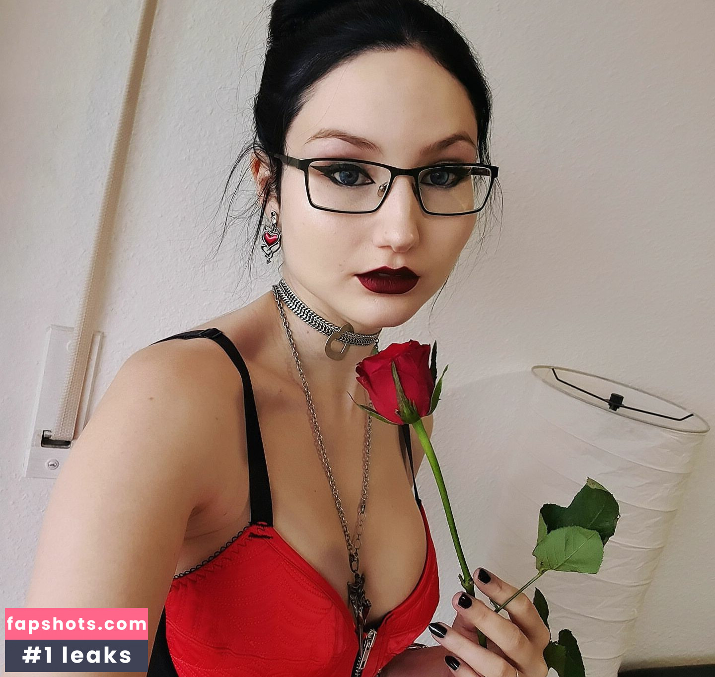 persephone-99 nude babe gallery