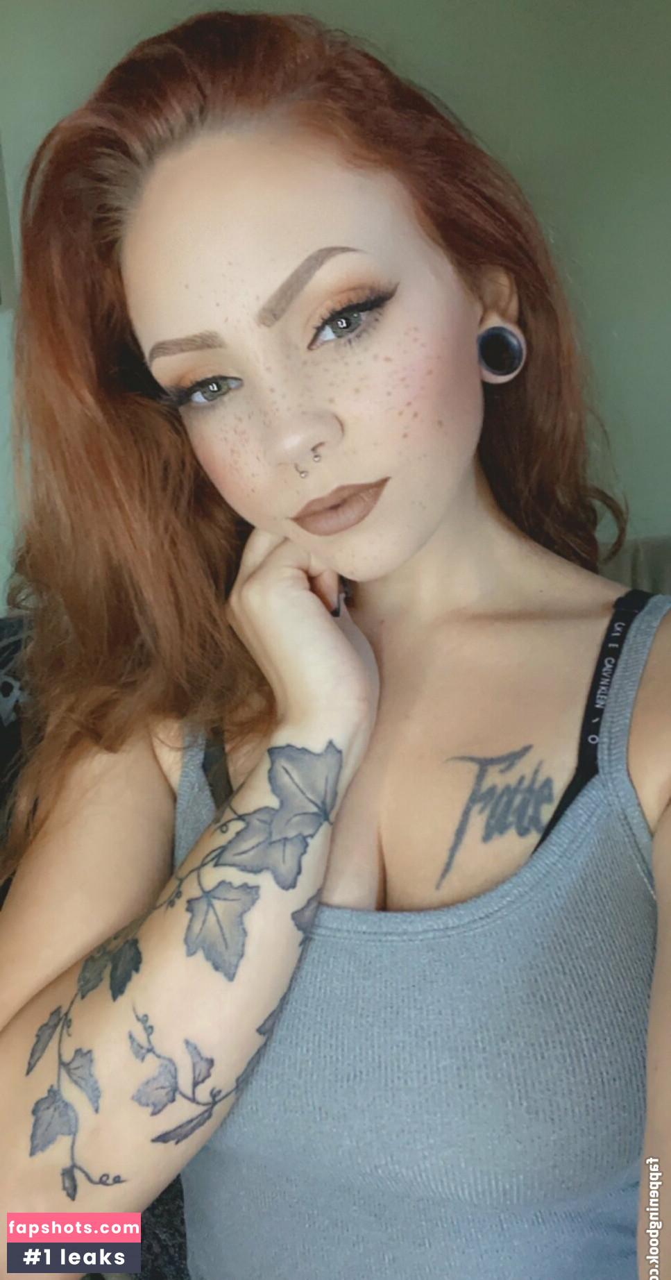 persephone27x gallery photo #3