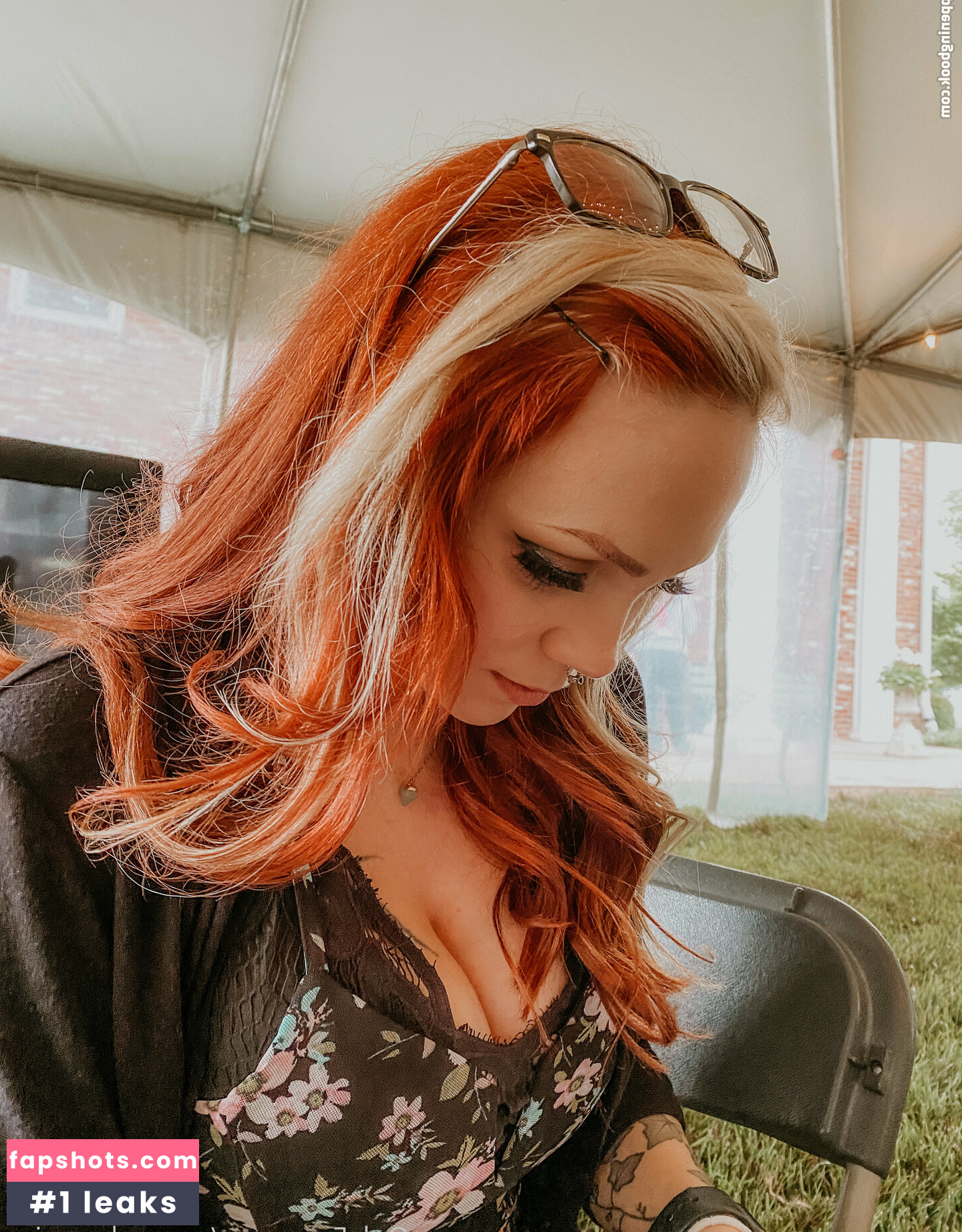 persephone27x gallery photo #5